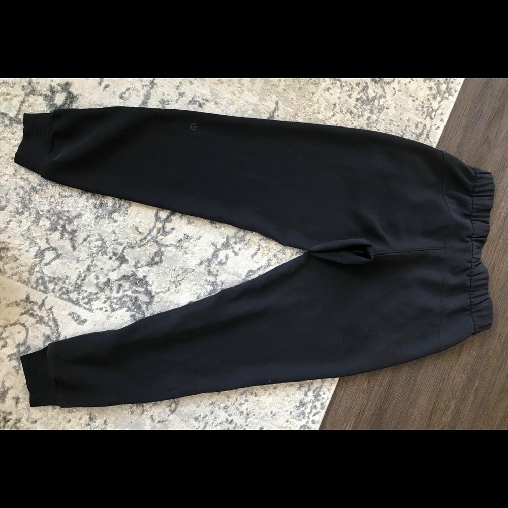 Lululemon On the fly joggers